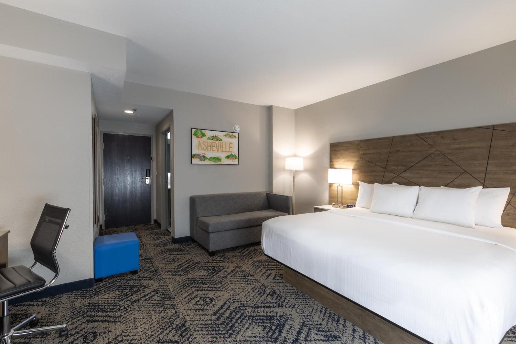 Rodeway Inn & Suites Near Outlet Mall - Эшвилл Экстерьер фото